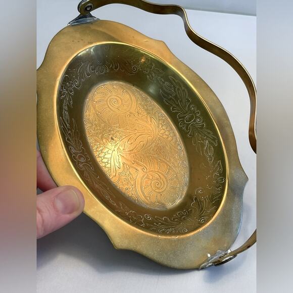 Etched Brass Ashtray or Dish with Swing‎ Handle - Picture 5 of 10